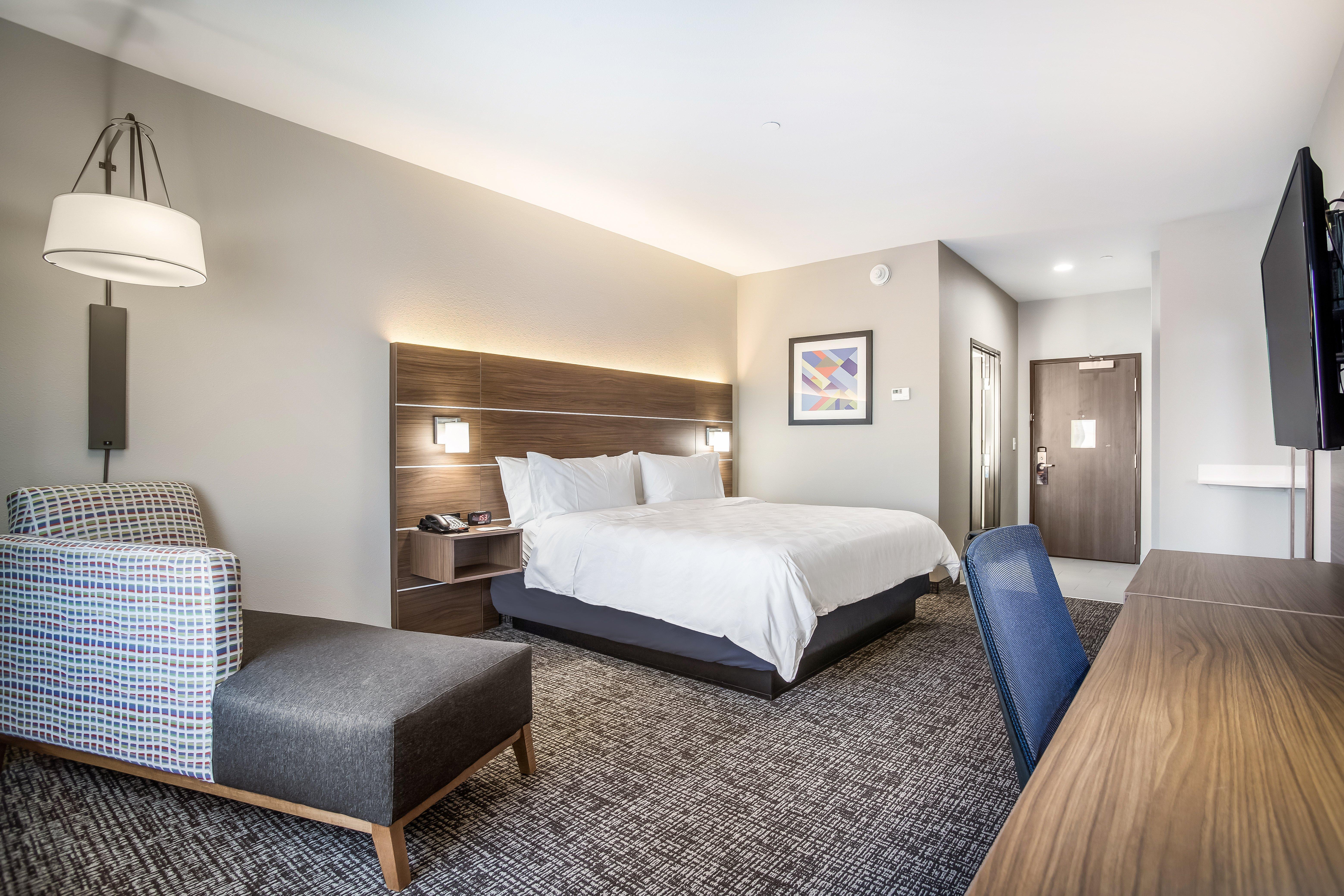 Holiday Inn Express & Suites Tulsa East - Catoosa By Ihg Exterior photo