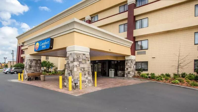 Holiday Inn Express & Suites Tulsa East - Catoosa By Ihg Exterior photo